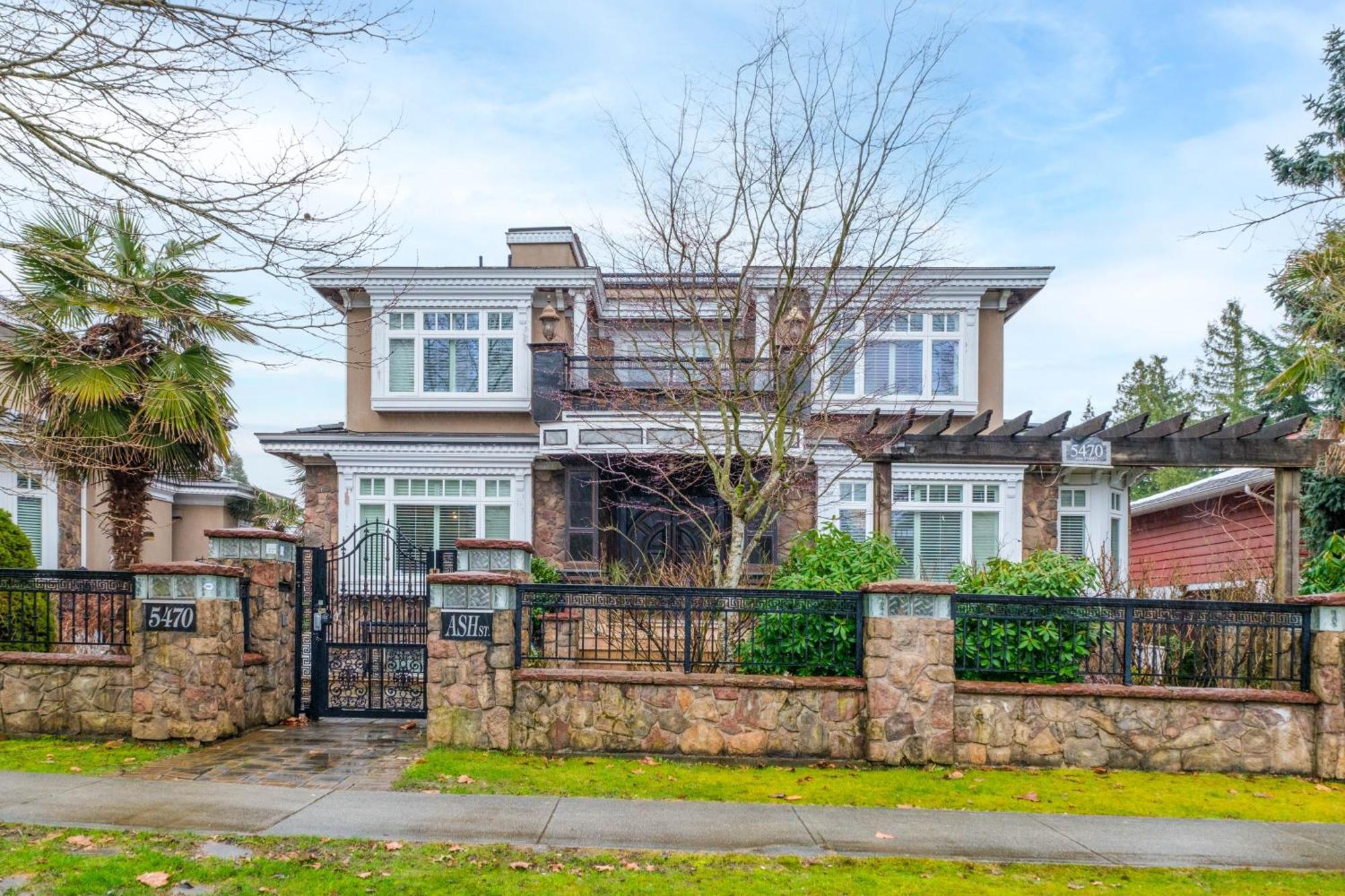 Oakridge Luxury Homestay Ванкувър Екстериор снимка